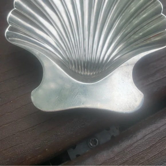 Tiffany & Co. Vintage Solid Sterling Silver 925 Shell Shaped Dish - Picture 3 of 11